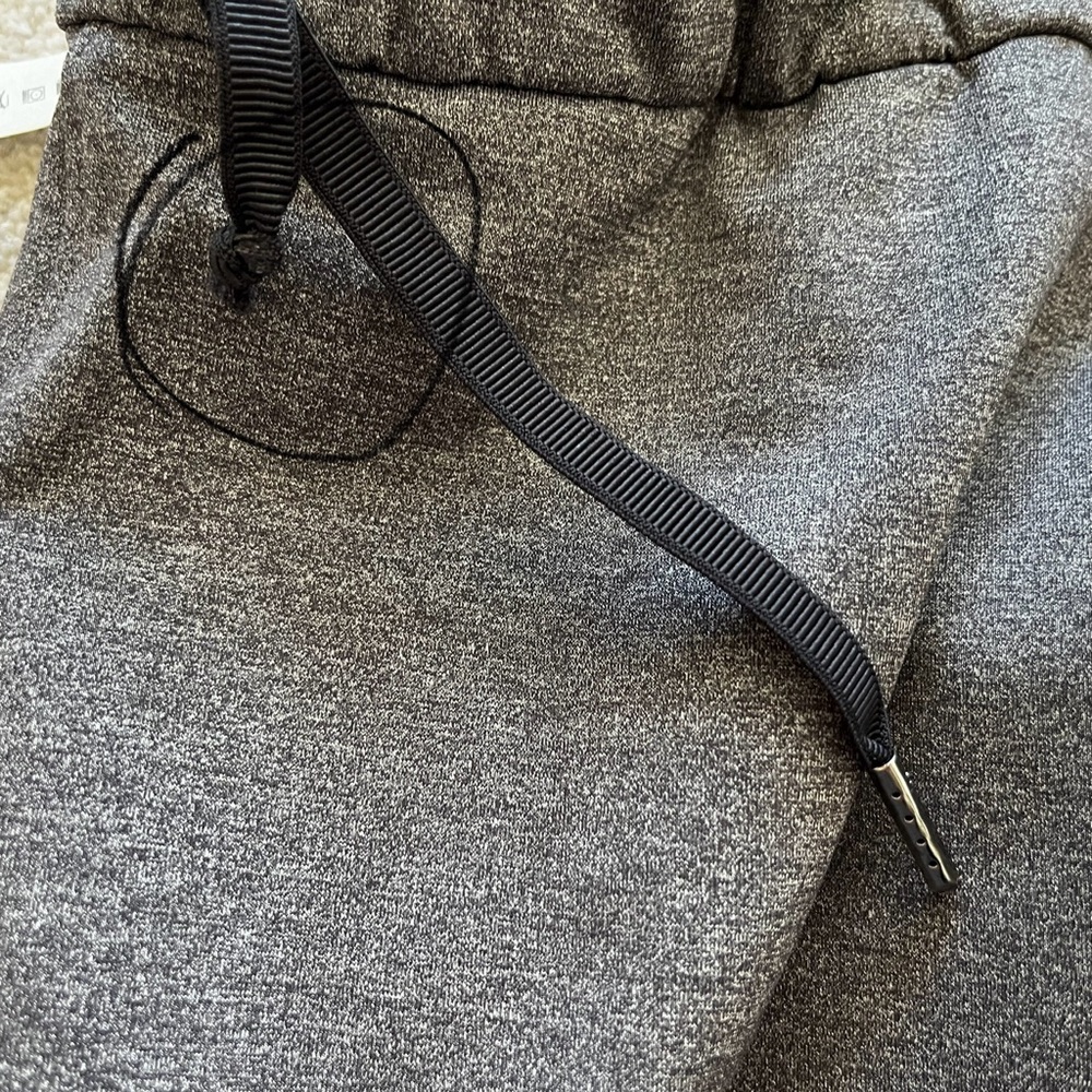 LULULEMON On The Fly Pant Size 6 Minimalist Stylish Chic Athleisure - Picture 5 of 8